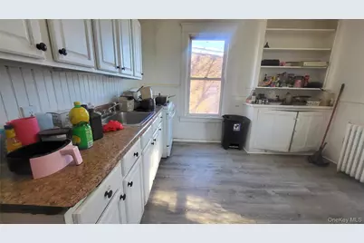 108 Winnikee Avenue, Poughkeepsie, NY 12601 - Photo 22