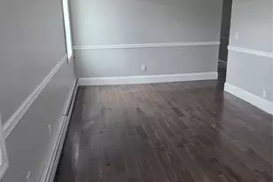 28 James L L Burrell Ave, Hempstead, NY 11550 - Photo 10