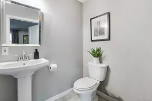 29 Wedgewood Rd, Fishkill, NY 12524 - Photo 12