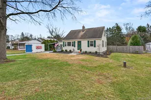 51 Ward Pl, Fishkill, NY 12524 - Photo 2