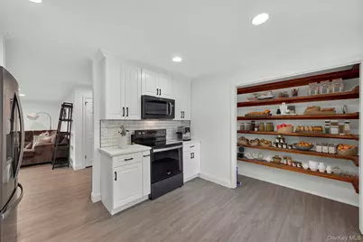 201 Tamarack Lane, Brewster, NY 10509 - Photo 8