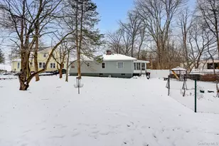 25 Park Ave, Poughkeepsie, NY 12603 - Photo 16