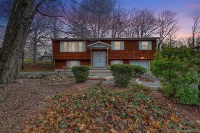 1 Townsend Street, New Windsor, NY 12553 - Photo 2