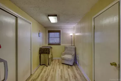 1 Townsend Street, New Windsor, NY 12553 - Photo 30