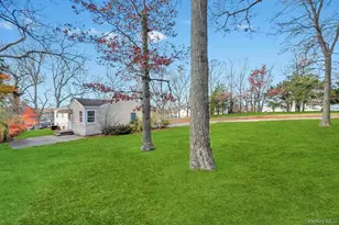 4 Washington Ave, Smithtown, NY 11787 - Photo 26