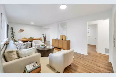 4 Washington Avenue, Smithtown, NY 11787 - Photo 4