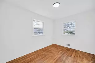 4 Washington Ave, Smithtown, NY 11787 - Photo 16