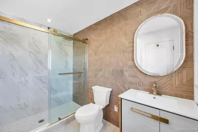 41 Coachman Lane, Levittown, NY 11756 - Photo 28