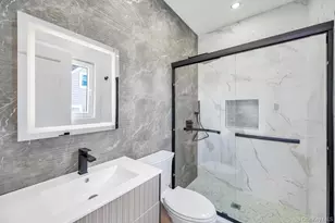 41 Coachman Ln, Levittown, NY 11756 - Photo 26