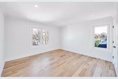 41 Coachman Lane, Levittown, NY 11756 - Photo 22