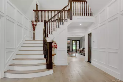 119 Wheatley Road, Old Westbury, NY 11568 - Photo 4