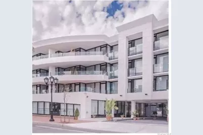 5 Grace Avenue #2J, Great Neck, NY 11021 - Photo 14