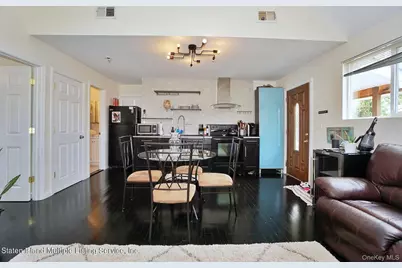 386 Page Avenue, New York, NY 10307 - Photo 18