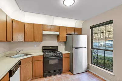 1 Juniper Court, Peekskill, NY 10566 - Photo 12