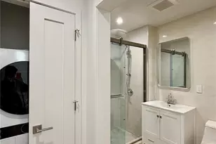 40-09 29th St, Long Island City, NY 11101 - Photo 10