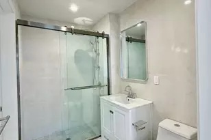 40-09 29th St, Long Island City, NY 11101 - Photo 12