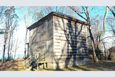 2788 N Wading River Road, Wading River, NY 11792 - Photo 4