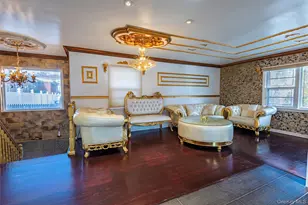 244-19 Grand Central Pkwy, Douglaston, NY 11362 - Photo 4