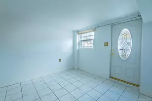 244-19 Grand Central Pkwy, Douglaston, NY 11362 - Photo 22