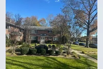 141 Edmunton Drive #G-18, North Babylon, NY 11703 - Photo 4