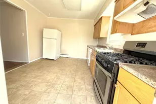 135 Ramapo Rd, Garnerville, NY 10923 - Photo 2