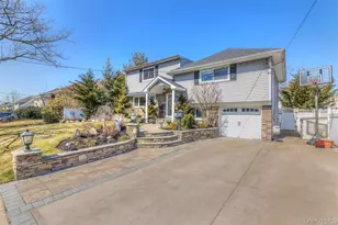 266 Thompson Ave, Oceanside, NY 11572 - Photo 16