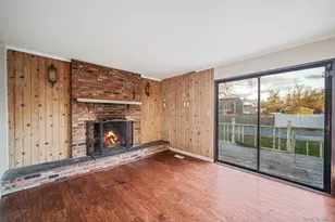 273 Delaware Ave, Bay Shore, NY 11706 - Photo 24