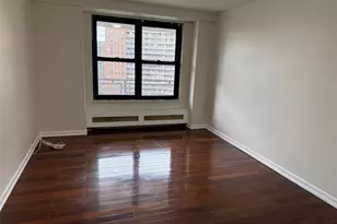 61-45 98th St, Rego Park, NY 11374 - Photo 6