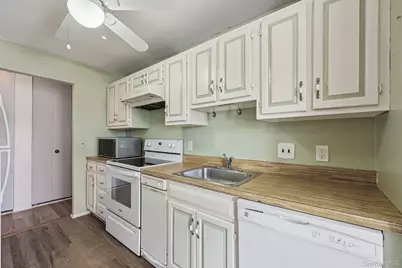 107 N Broadway #113, White Plains, NY 10601 - Photo 14