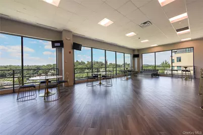 701 Ridge Hill Boulevard #11K, Yonkers, NY 10710 - Photo 6