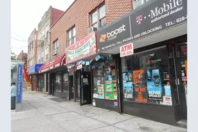 961 Morris Park Avenue, Bronx, NY 10462 - Photo 2