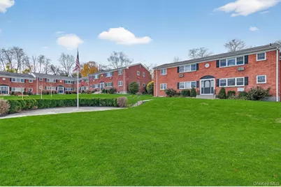 1879 Crompond Road #F13, Peekskill, NY 10566 - Photo 20