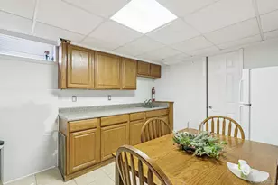 466 Jefferson Pl, Mineola, NY 11501 - Photo 20