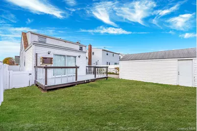 18 Jasper Street S, Valley Stream, NY 11580 - Photo 32