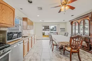 18 Jasper St S, Valley Stream, NY 11580 - Photo 8