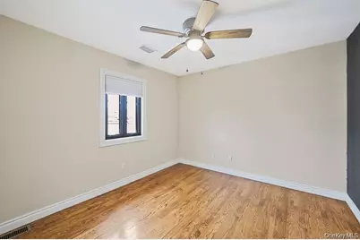 745 S 9th Street, Lindenhurst, NY 11757 - Photo 20