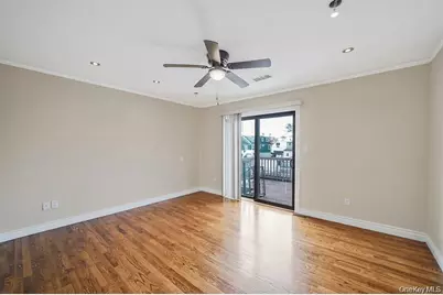 745 S 9th Street, Lindenhurst, NY 11757 - Photo 24