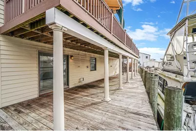 745 S 9th Street, Lindenhurst, NY 11757 - Photo 36