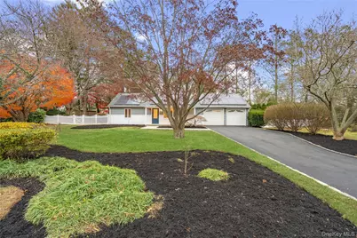 1 Upper Lane, Centerport, NY 11721 - Photo 2