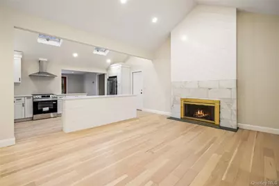 1 Upper Lane, Centerport, NY 11721 - Photo 6