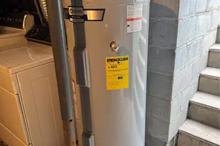 39 North Rd, Hampton Bays, NY 11946 - Photo 16