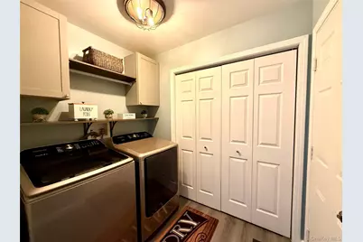 142 Pinebrook Drive, Hyde Park, NY 12538 - Photo 12