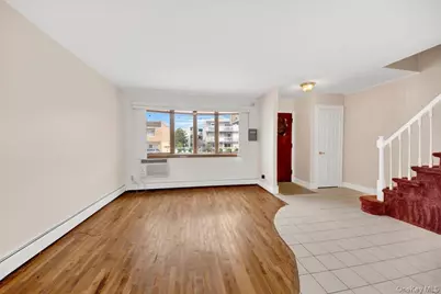 537A Ellsworth Avenue, Bronx, NY 10465 - Photo 6