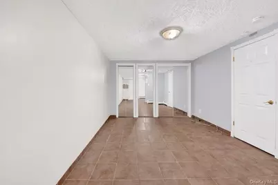 537A Ellsworth Avenue, Bronx, NY 10465 - Photo 24