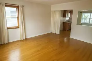 243 Cushing Ave, Williston Park, NY 11596 - Photo 6