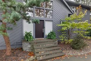 13 Zeck Ct, Montebello, NY 10901 - Photo 4