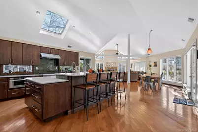 13 Zeck Court, Montebello, NY 10901 - Photo 10