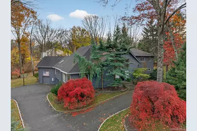 13 Zeck Court, Montebello, NY 10901 - Photo 1