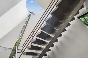 7 Folie Ct, Manhasset, NY 11030 - Photo 6