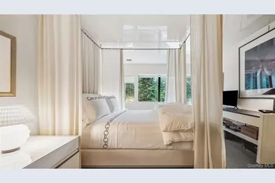 7 Folie Court, Manhasset, NY 11030 - Photo 28